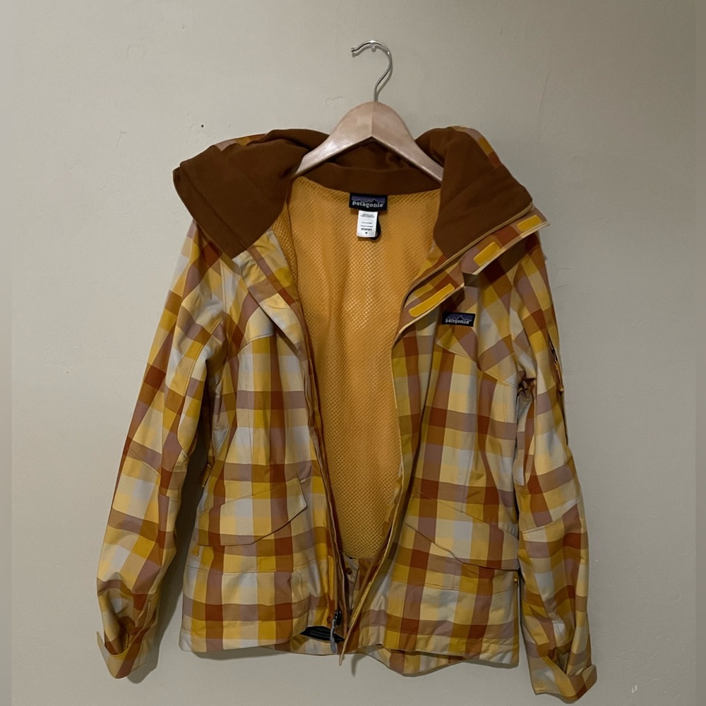 PATAGONIA WOMENS PLAID YELLOW WATERPROOF SKI AND SNOW JACKET